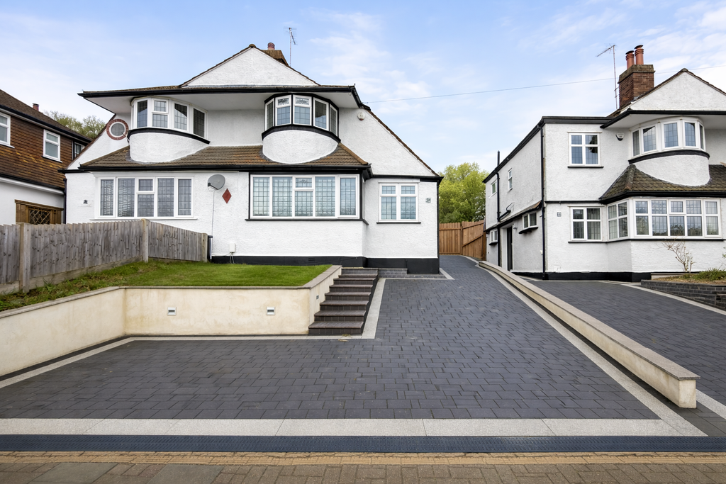 Property photo 1 of 22