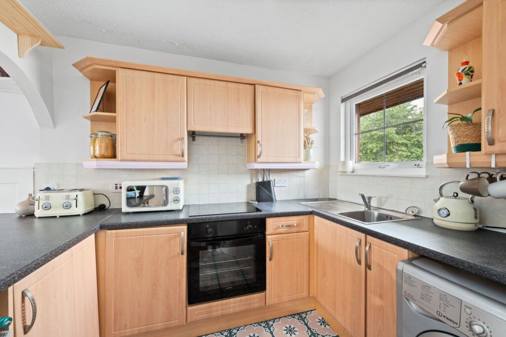 Property photo 3 of 14