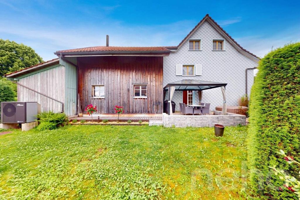Property photo 1 of 13