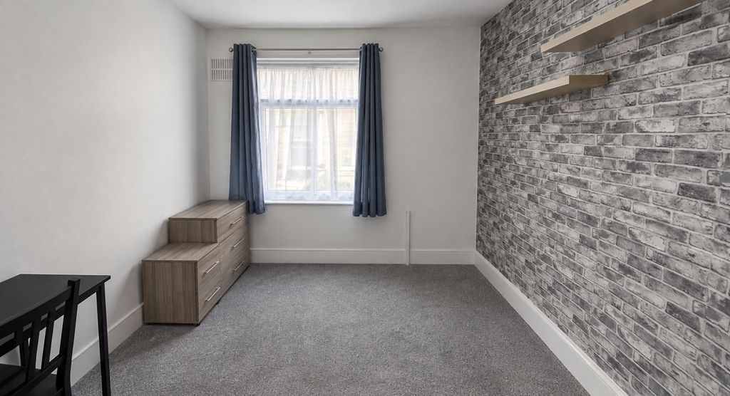 Property photo 3 of 4 Chatgpt Image Sep...