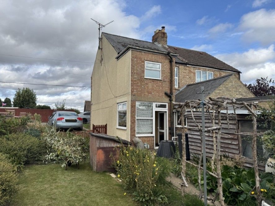 Property photo 2 of 12