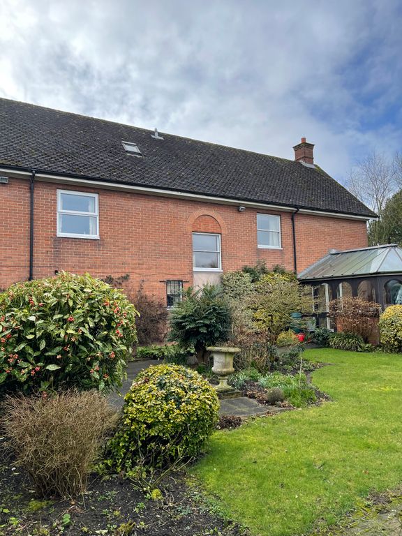 Property photo 2 of 12