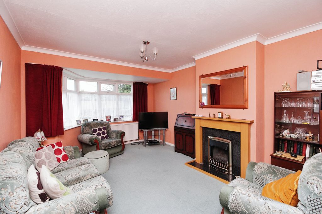 Property photo 2 of 15