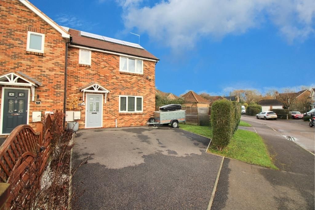 Property photo 1 of 27 Untitled Design (61).Jpg