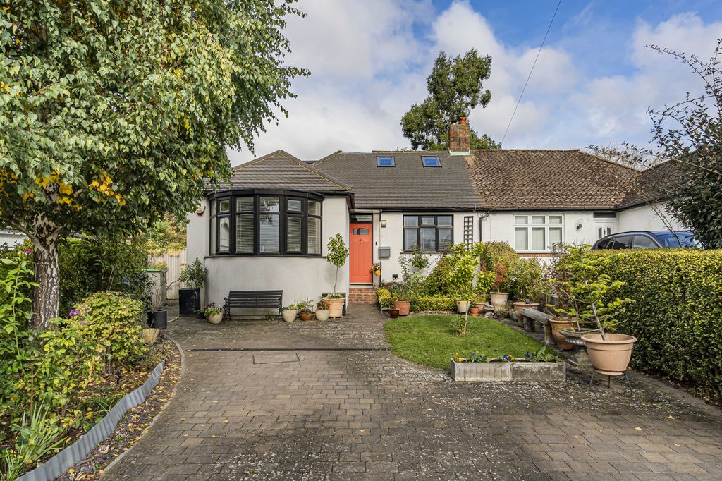 Property photo 1 of 19