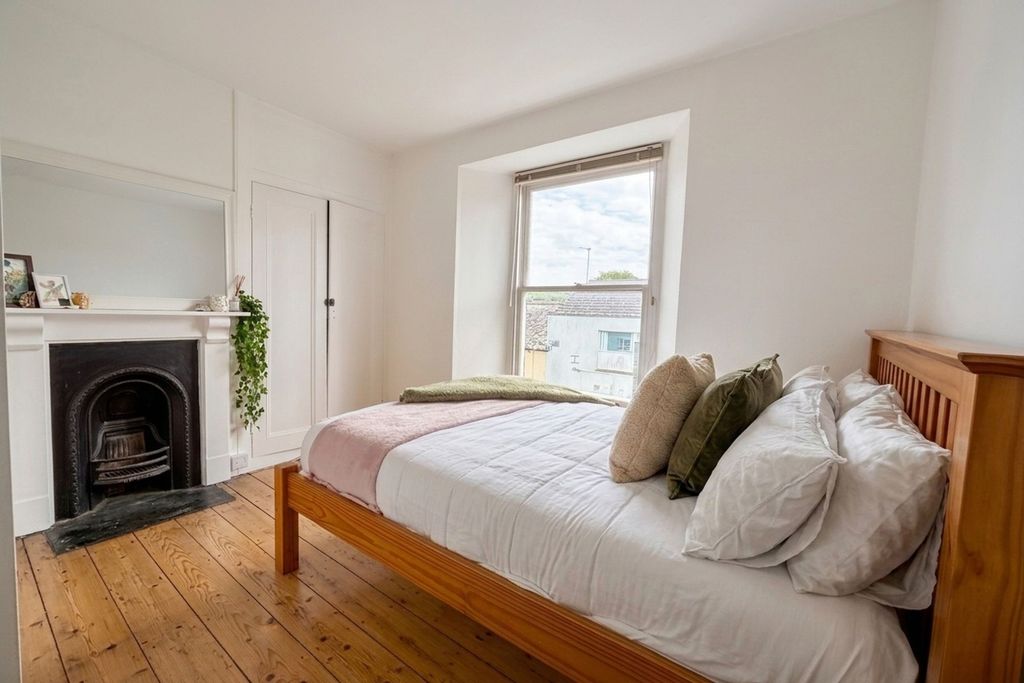 Additional image 9 of 3 bed terraced house for saleLower Market Street, Penryn TR10