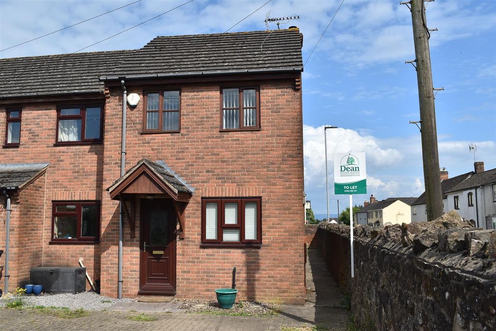 Property photo 2 of 10