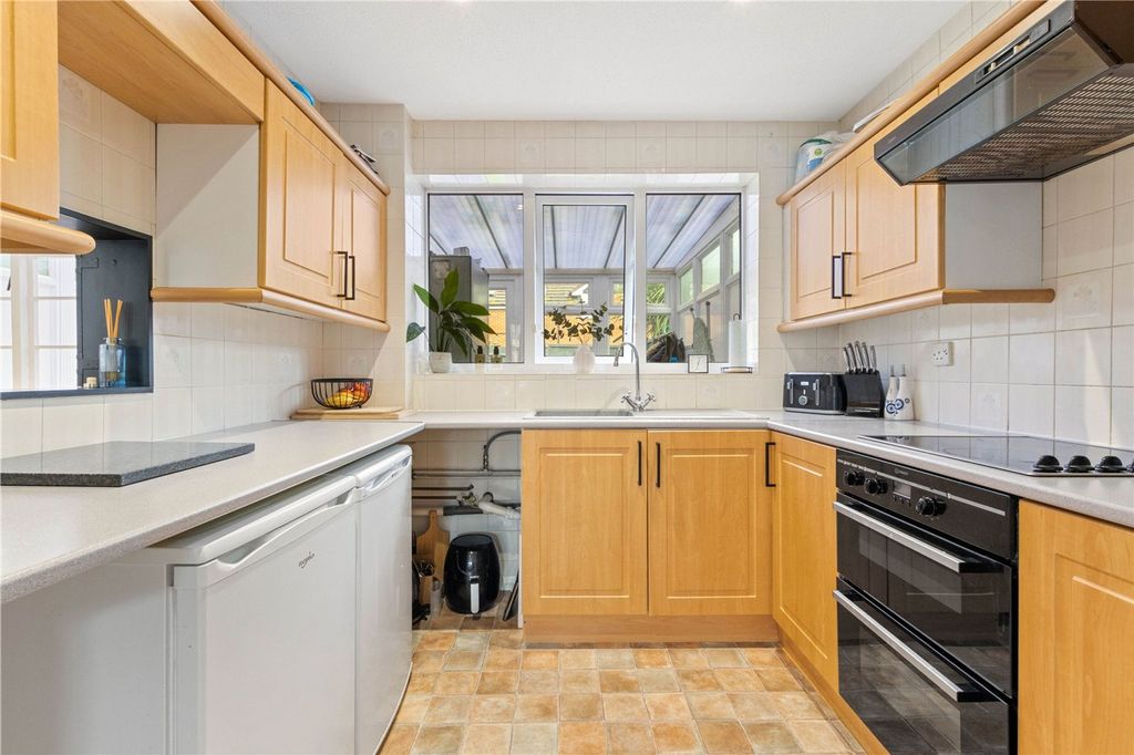 Property photo 3 of 16 Kitchen
