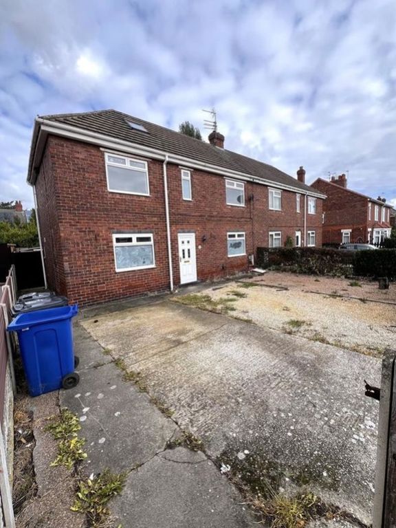 Property photo 1 of 17 2112920_W1048_H786