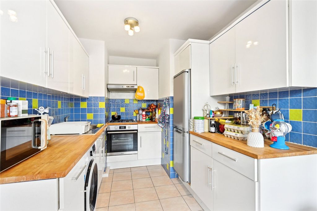 Property photo 2 of 13 Kitchen