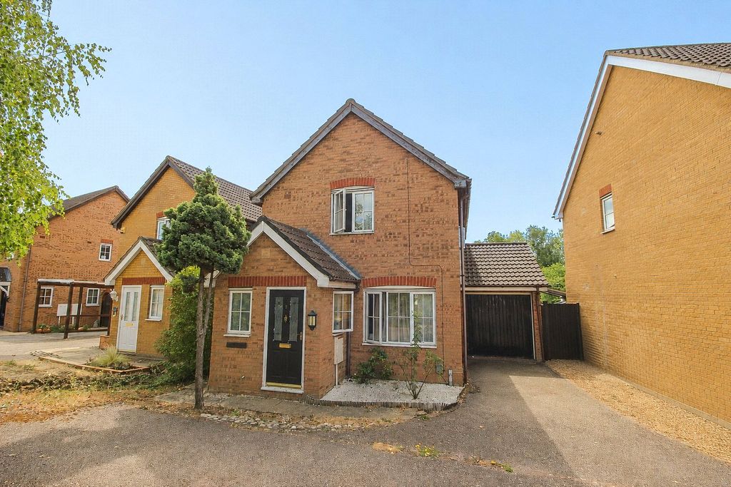 Property photo 1 of 10 Picture No. 23