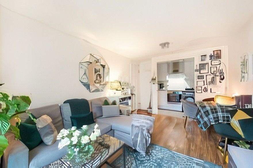 Property photo 2 of 6 4205832