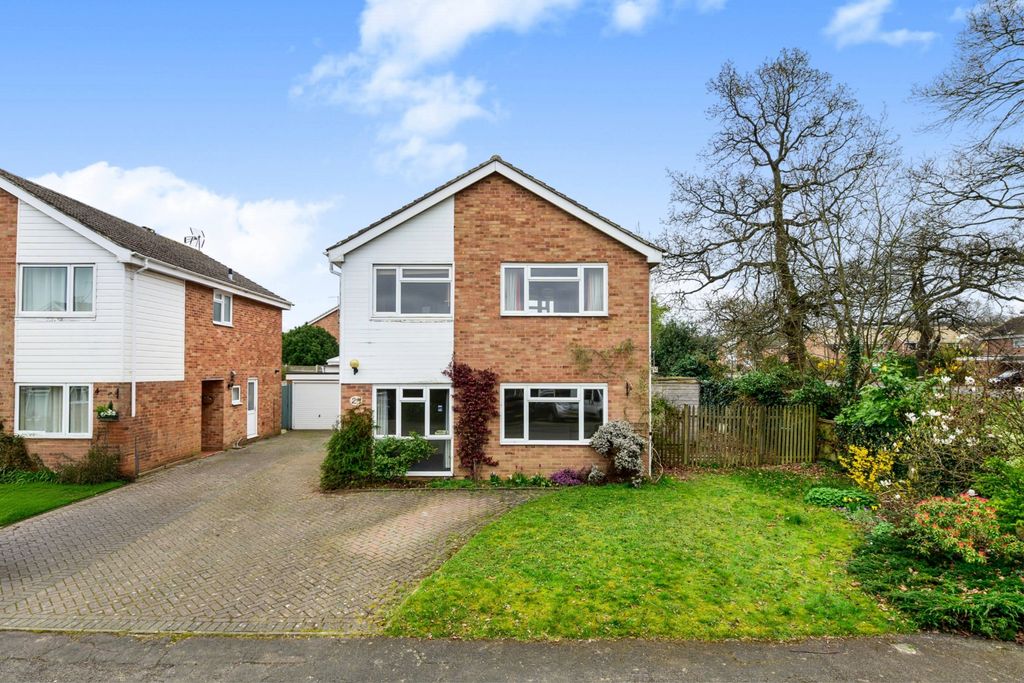 Property photo 1 of 28 Front Aspect