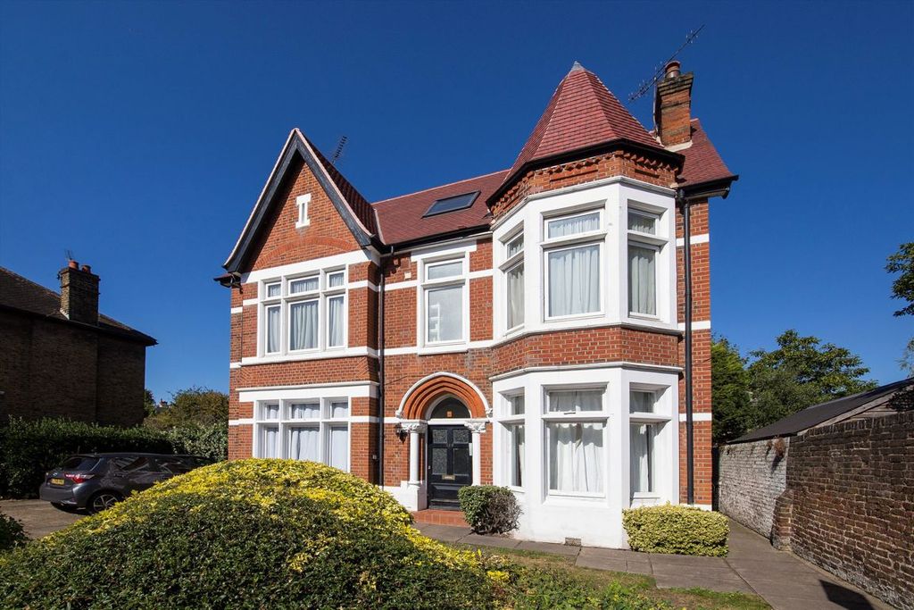 Property photo 1 of 7