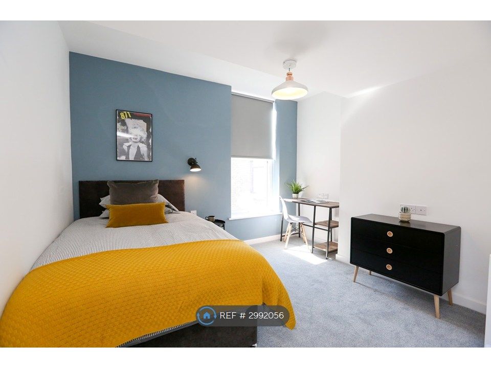 Property photo 1 of 10 Double Ensuite Room - £600 Pcm Available 17th Aug