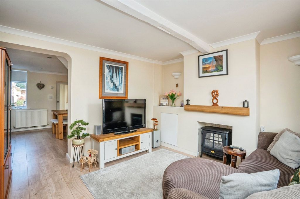 Property photo 3 of 18 Picture No. 04