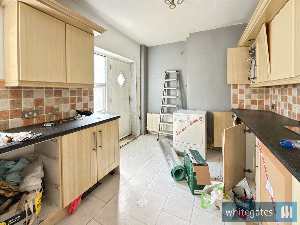 Property photo 3 of 9 Picture No. 01
