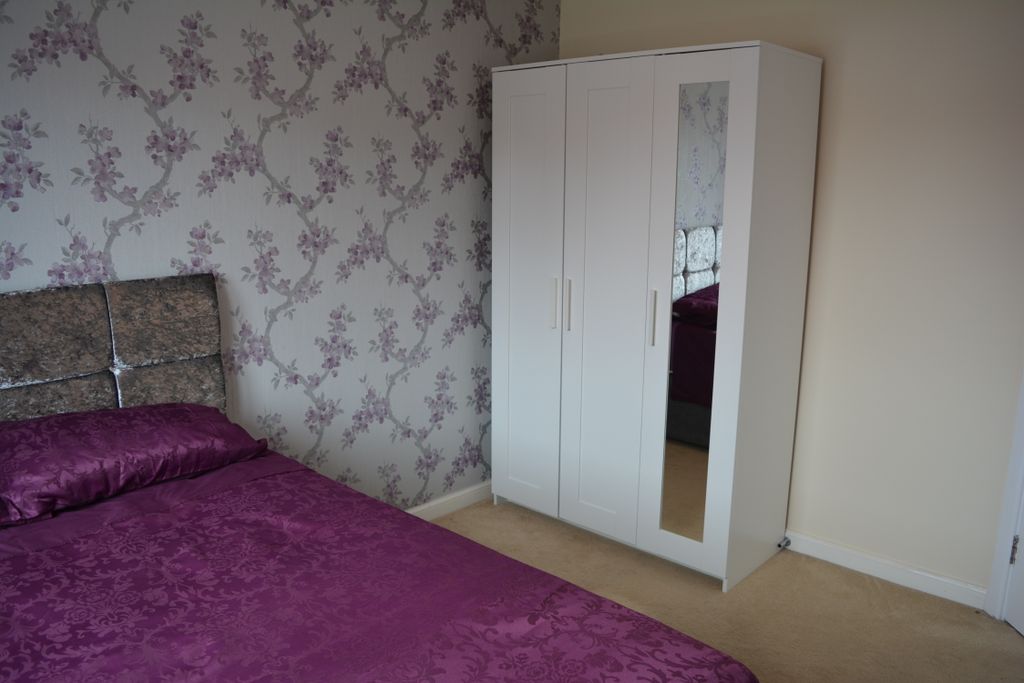 Property photo 2 of 9 Property