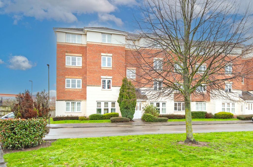 Property photo 1 of 8