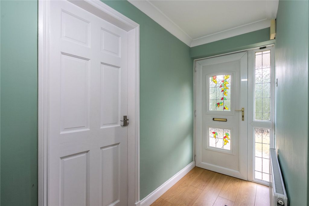 Property photo 2 of 48 Picture No. 37