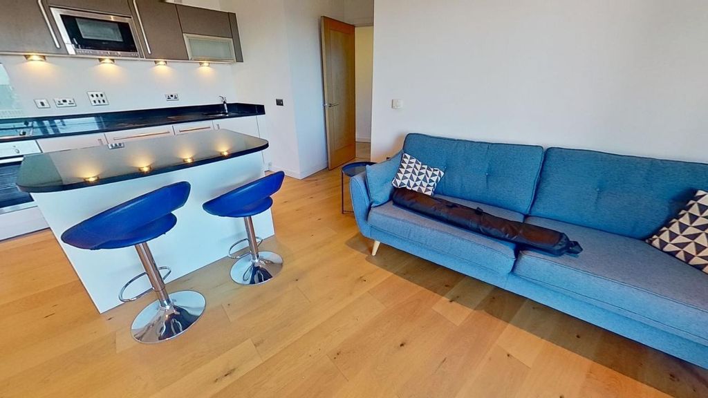 Property photo 2 of 12 Apartment-Candle-House-Wharf-Approach-01102025154614.Jpg