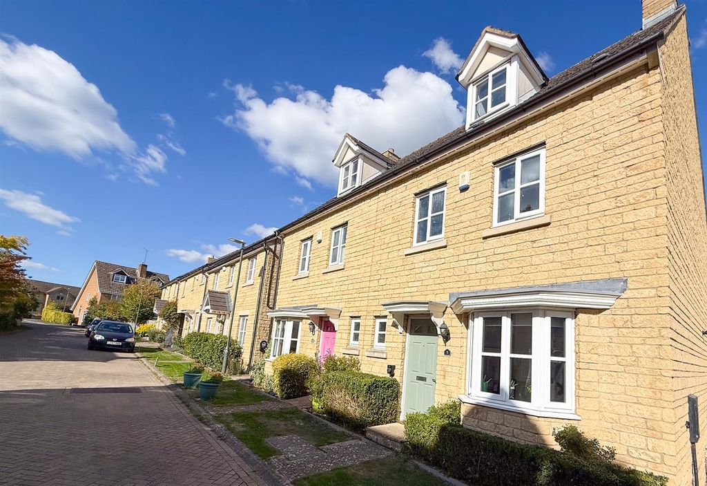 Property photo 1 of 13 Exterior