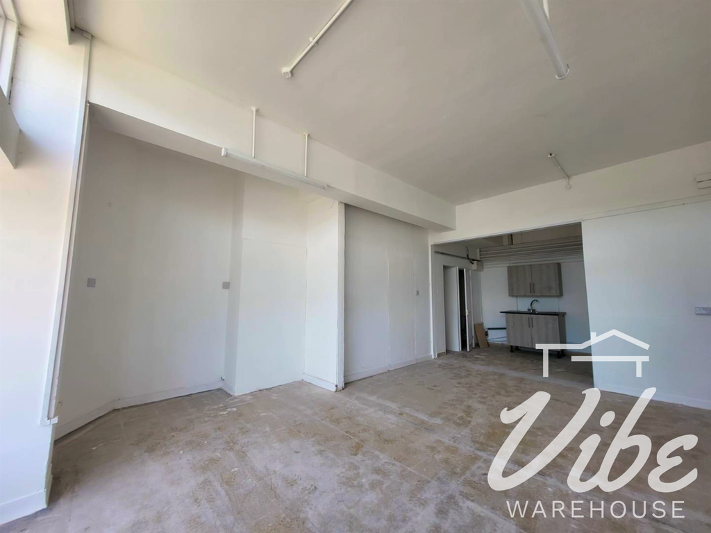 Property photo 1 of 3