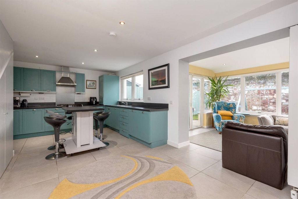 Property photo 1 of 20 Picture No. 01