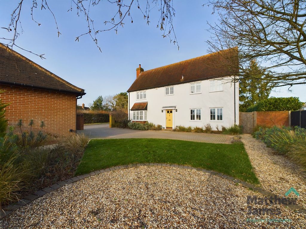 Property photo 1 of 28