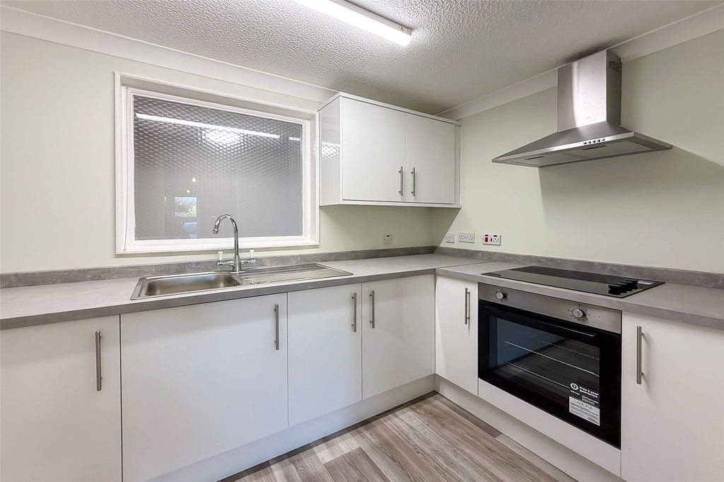 Property photo 3 of 16 Picture No. 08