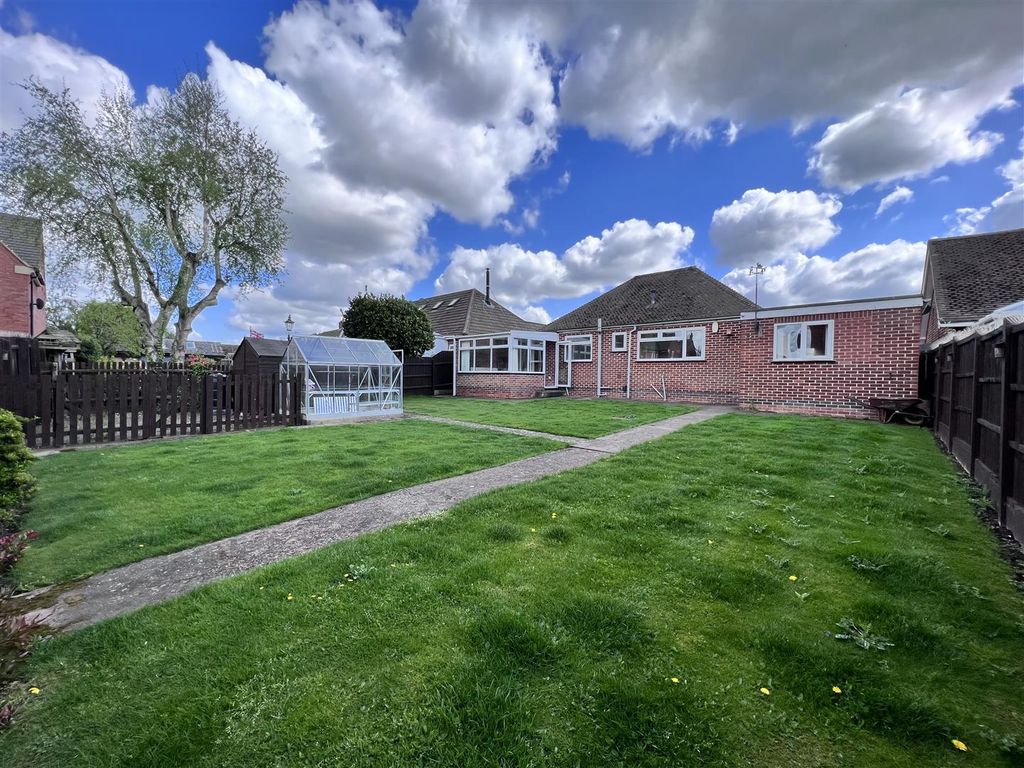 Property photo 3 of 22 19