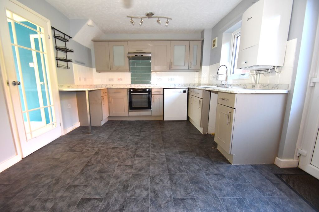 Property photo 3 of 15 Seddons Tiverton