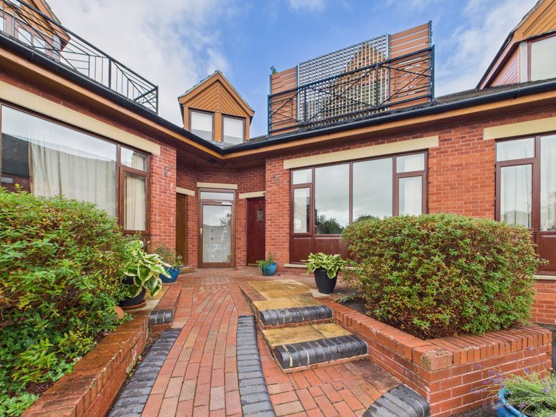 Property photo 1 of 11 Front