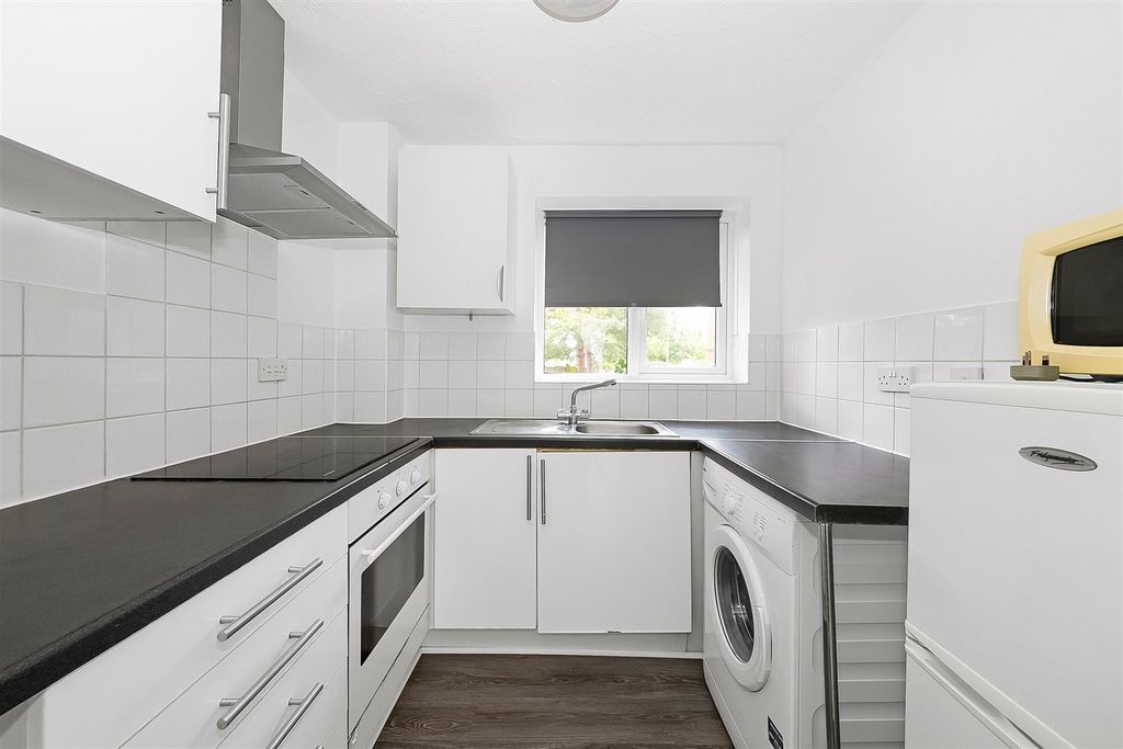 Property photo 2 of 11 Img_0294.Jpg