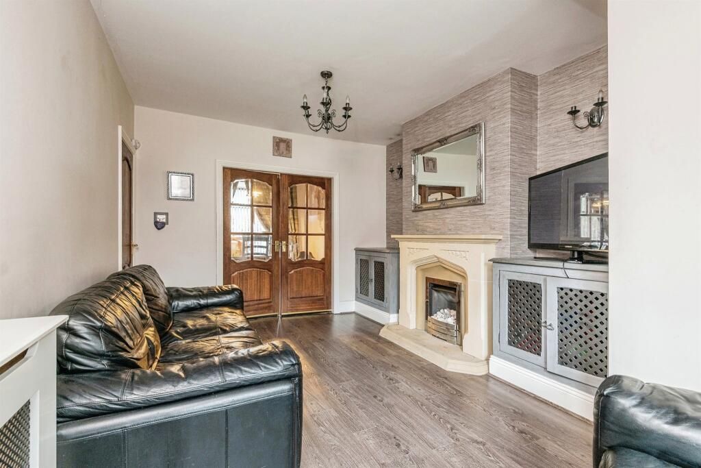 Property photo 2 of 12 B19Cf8E7F5cd394E64395Cb7375E3F5E.Jpeg