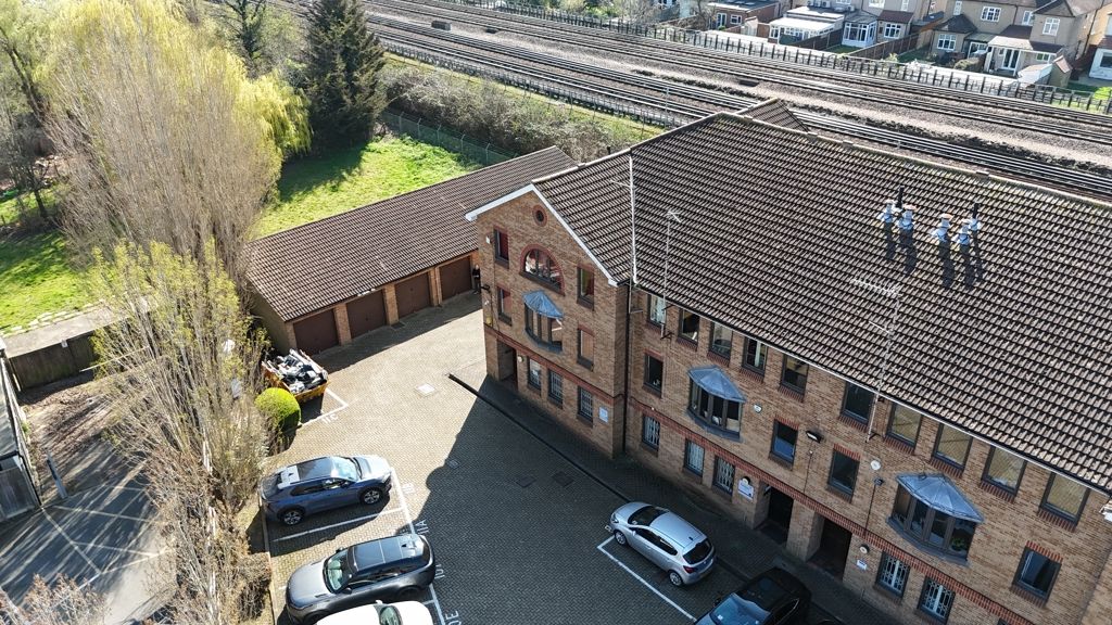 Property photo 2 of 7 Photo 2