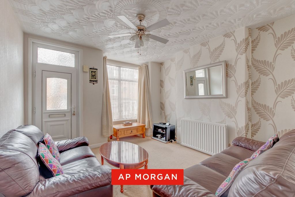 Property photo 2 of 13 Picture No. 25