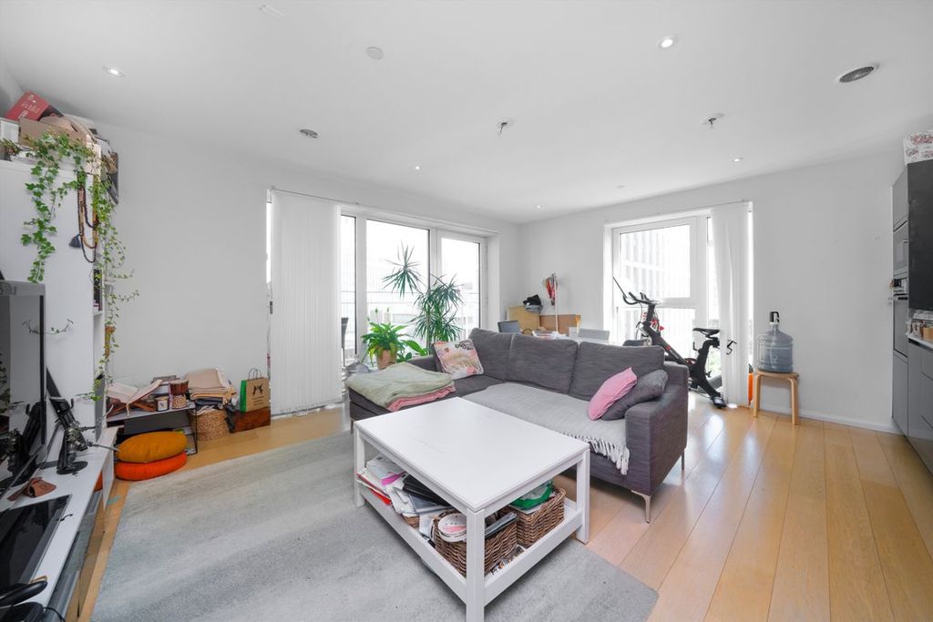 Property photo 2 of 7