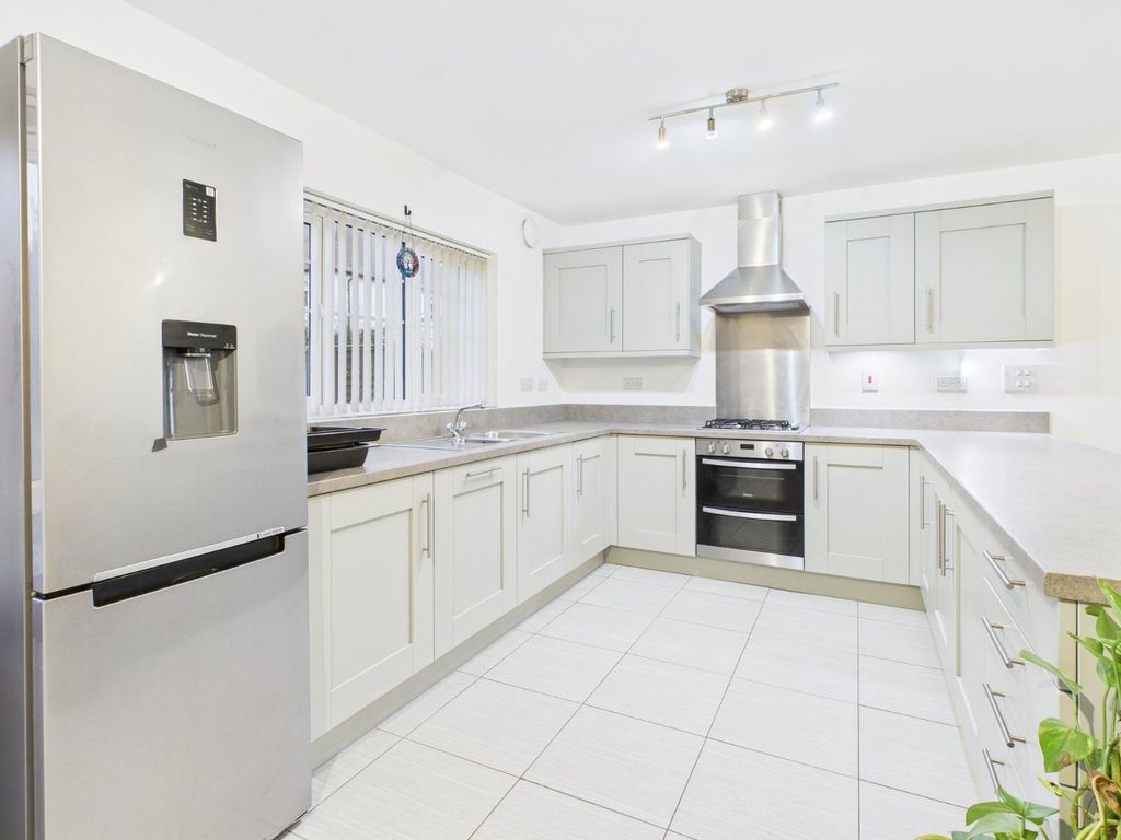 Property photo 2 of 24 Picture No. 36