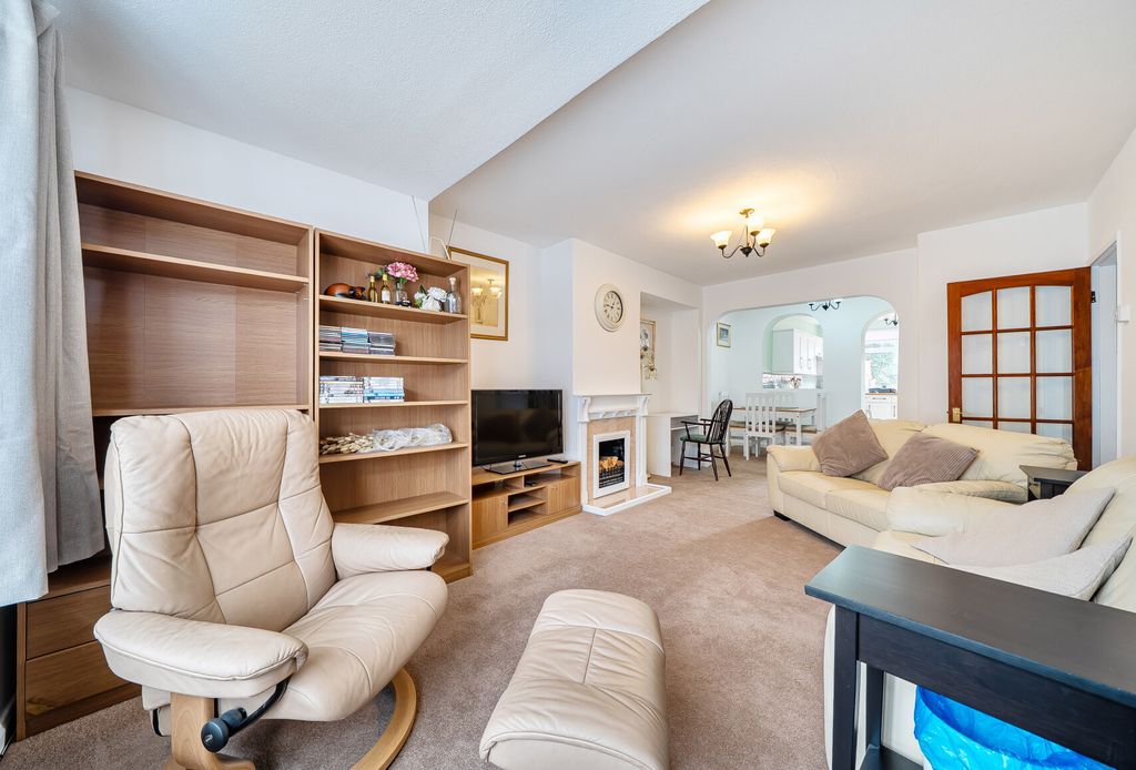Property photo 2 of 10 1511757-16-6A9812...
