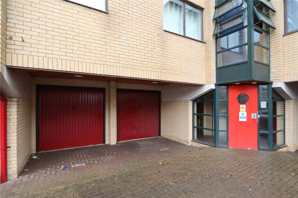 Property photo 2 of 2 Picture No. 01