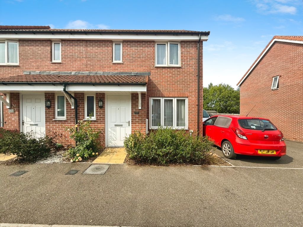 Property photo 1 of 16 Front