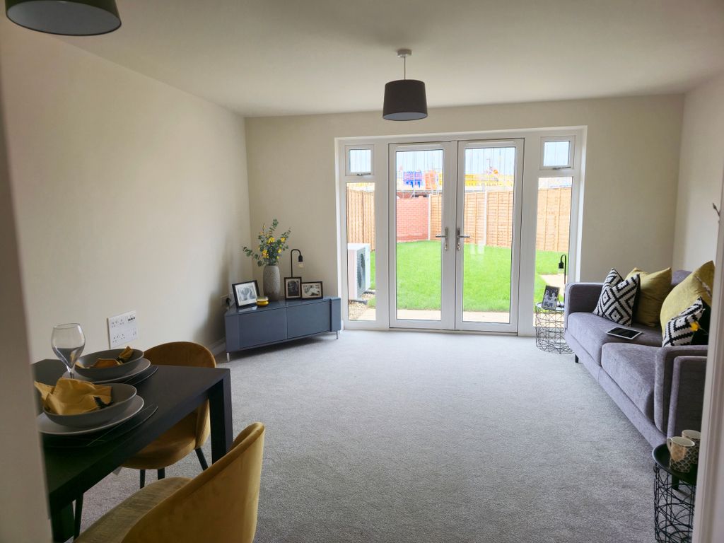 Property photo 2 of 6 Primrose Lounge
