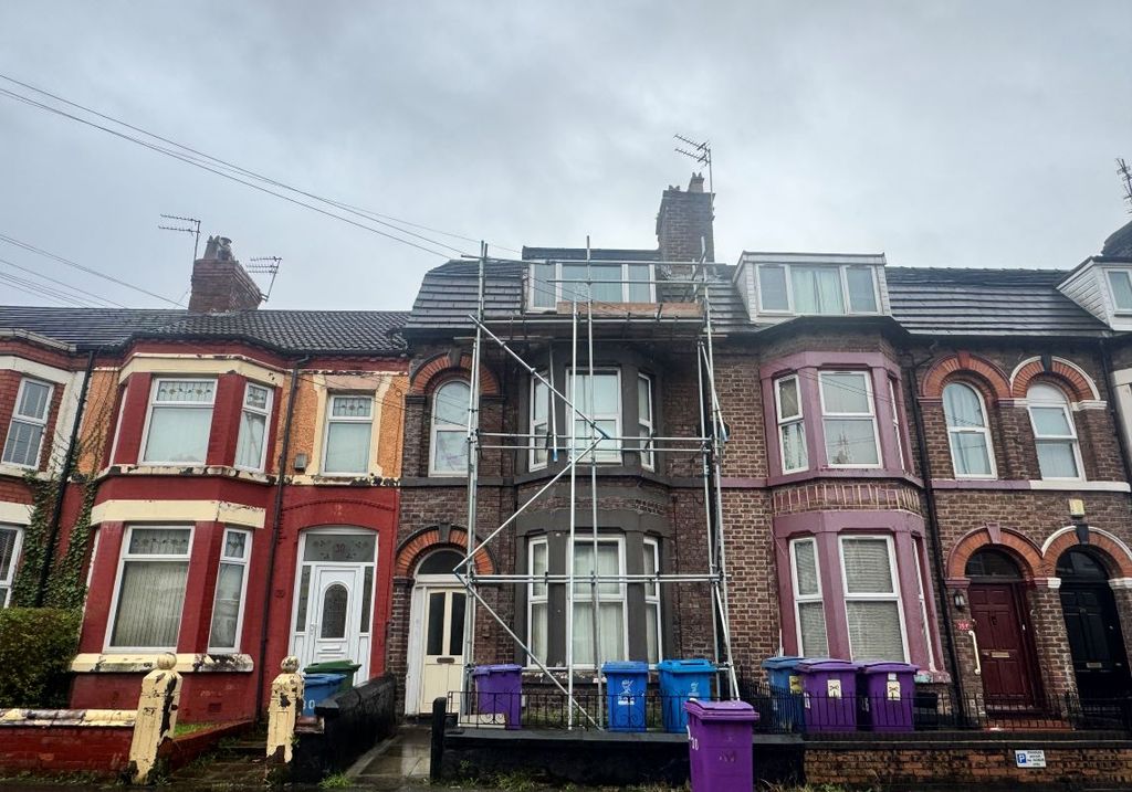 Property photo 1 of 1