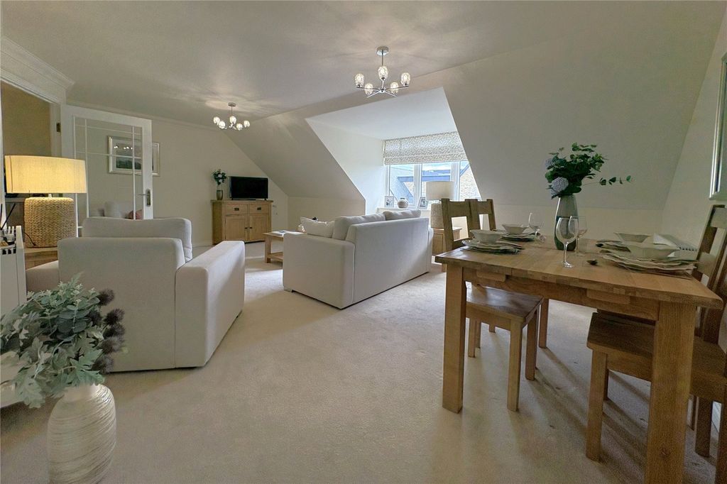 Property photo 3 of 17 Living Room