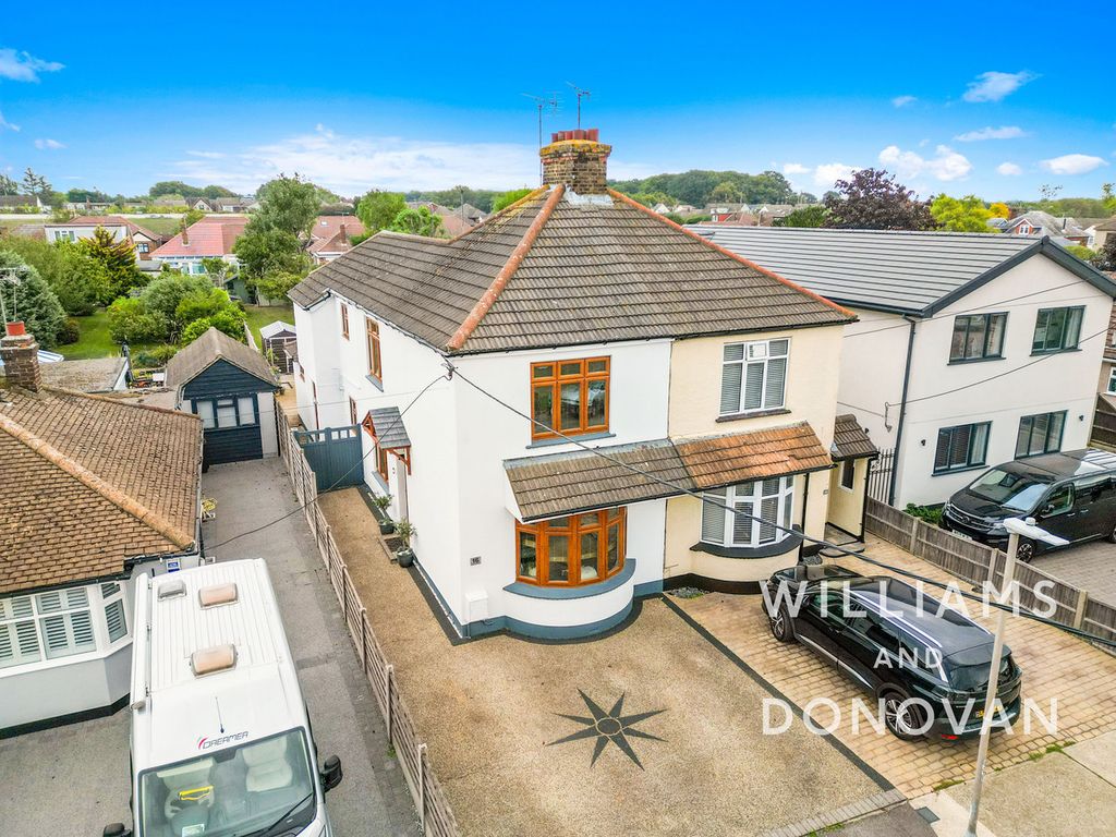 Property photo 1 of 32