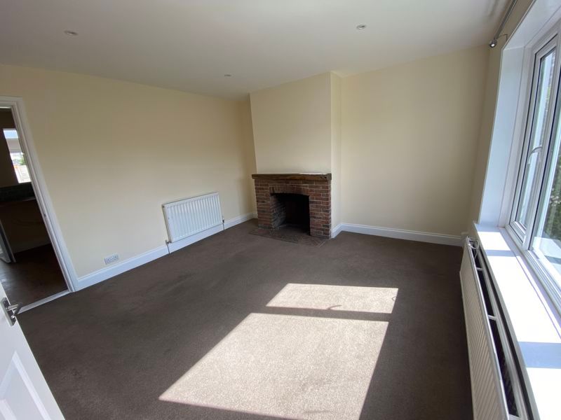 Property photo 2 of 11 Photo 16