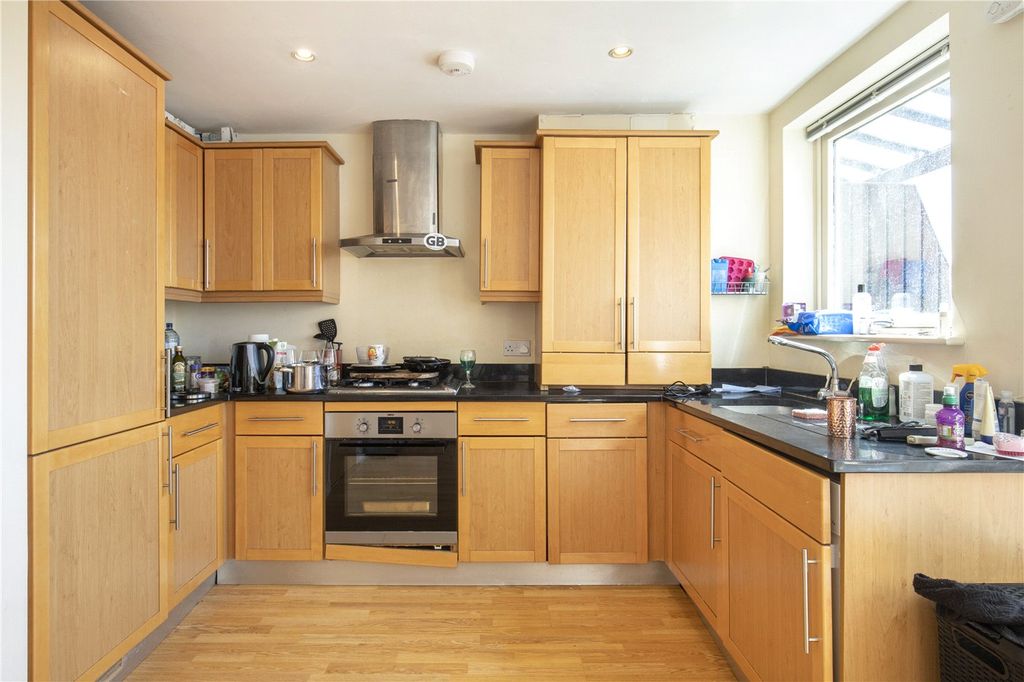 Property photo 3 of 9 Picture No. 08