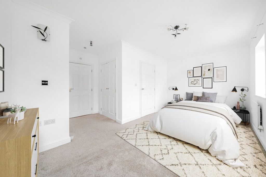 Property photo 3 of 17 Picture No. 22