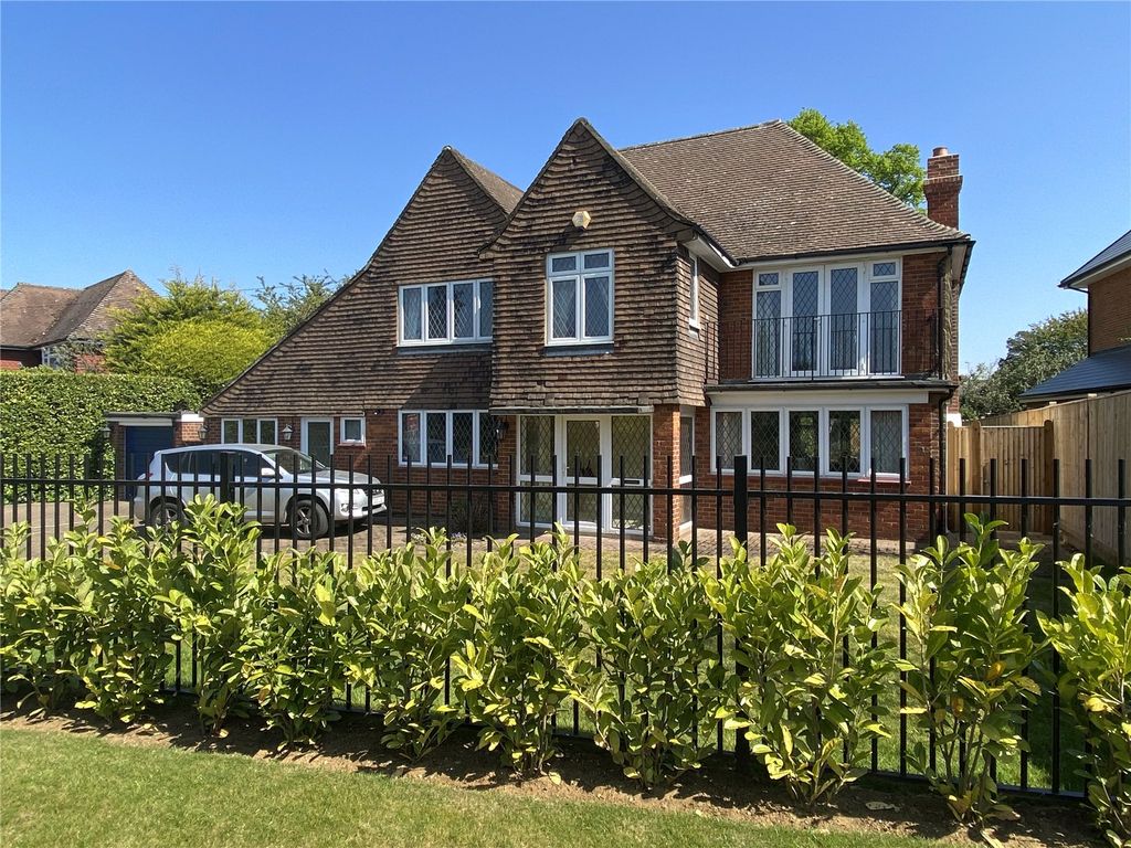 Property photo 1 of 17 Picture No. 24